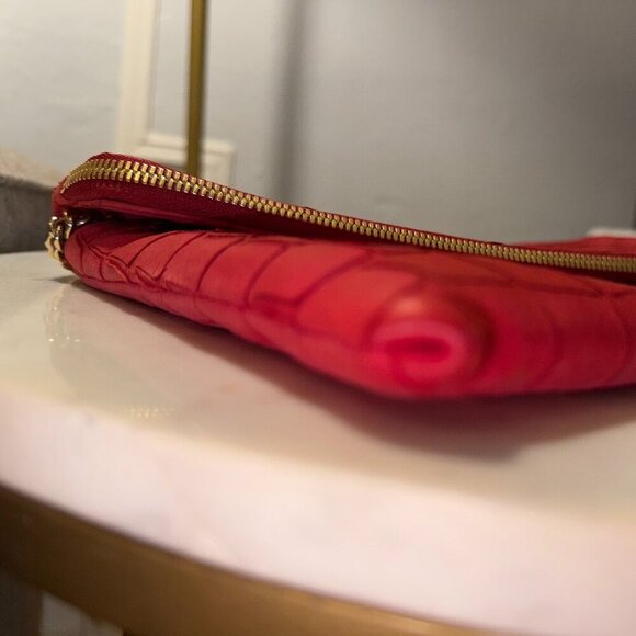 Henri Bendel RARE Debutante Foldover Croc Embossed Suede Leather Clutch (EUC) - Picture 5 of 13